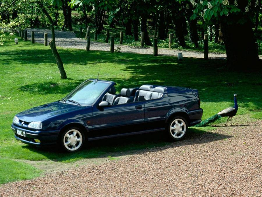  Renault 19 16S Cabriolet 1991 года  (фото 4 из 4)